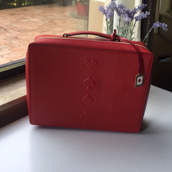 Estée Lauder red handbag 🌺🎁❤️ - Picture 2 of 7